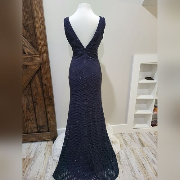 Alyce Paris 60156 Sleeveless V-Neck Diamond Lace Evening Gown Size 8 Navy Blue - Picture 4 of 6